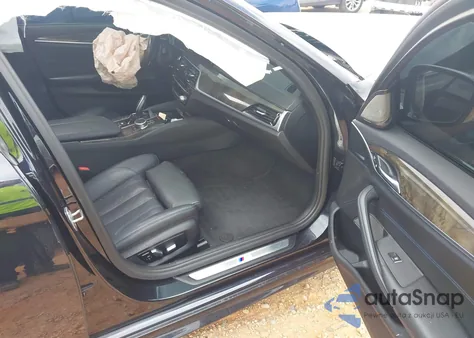 2019 BMW 540I из США, поврежденный, VIN WBAJE5C55KWE66503